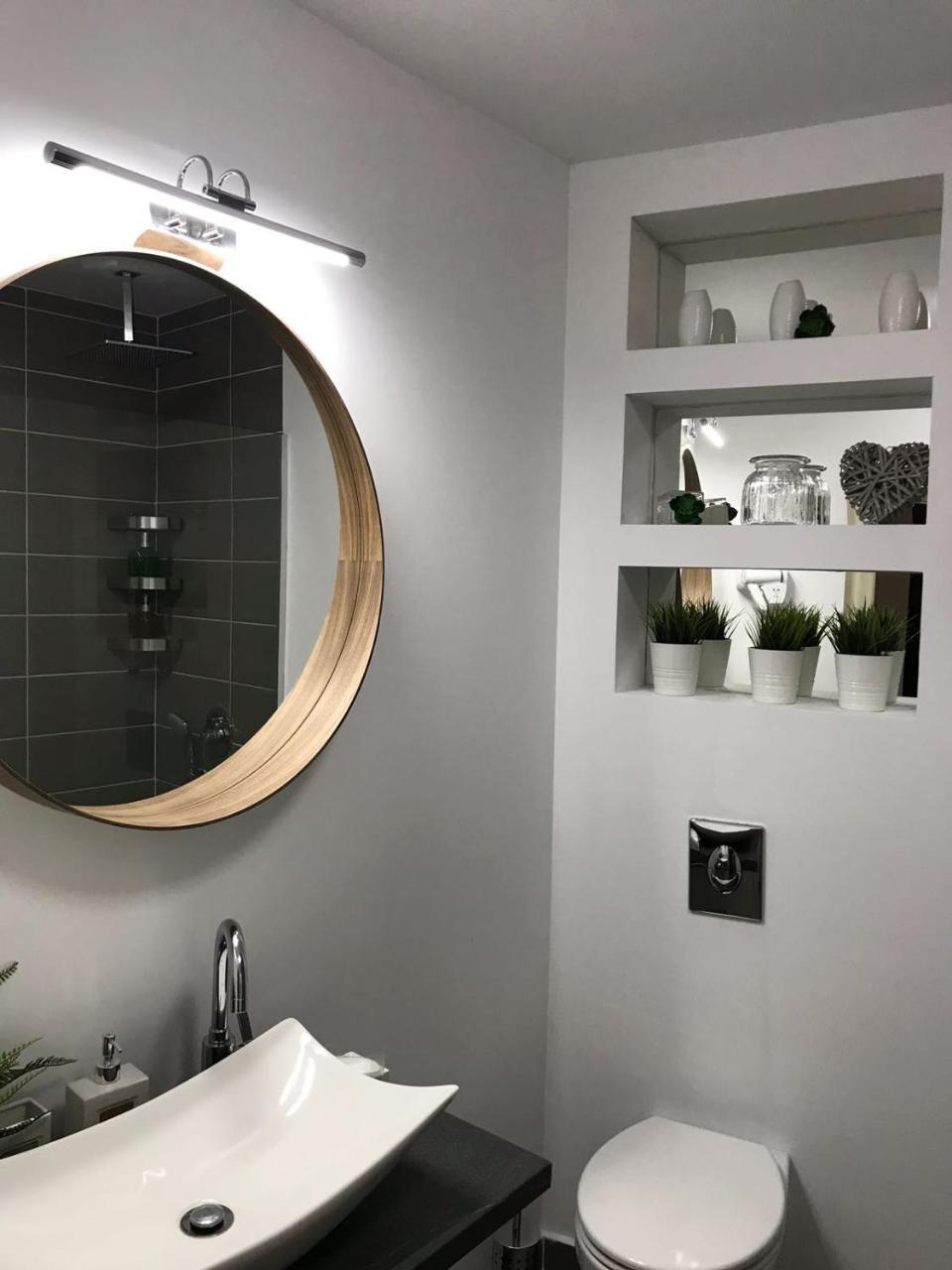 Metropole Apartments Invilla Old City Bucureşti Ngoại thất bức ảnh